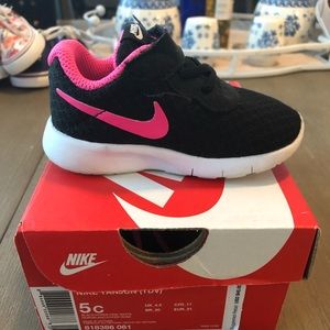 Nike toddler girl shoes